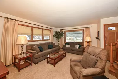 3734 N 73rd St, Milwaukee, WI 53216 - Photo 4