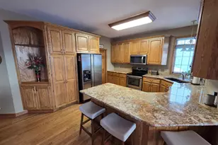 W282N4163 Somerset Ln, Delafield, WI 53072 - Photo 14