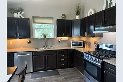 137  Acorn Ln, West Salem, WI 54669 - Photo 12