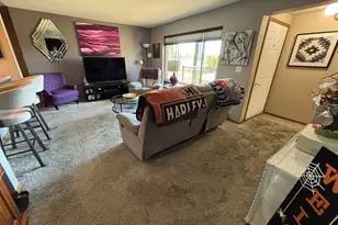 W176N9746 Riversbend Circle, Germantown, WI 53022 - Photo 2