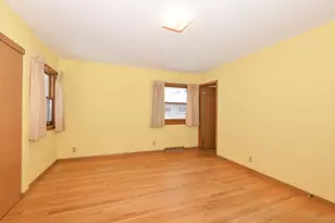 6124 W Spokane St, Milwaukee, WI 53223 - Photo 16