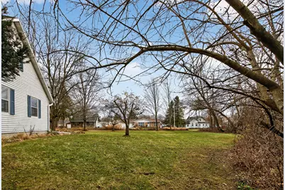 225  Juneau St, Lowell, WI 53557 - Photo 28