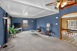 225 Juneau St, Lowell, WI 53557 - Photo 4