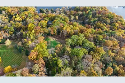 6644 N Shawmoors Dr, Chenequa, WI 53029 - Photo 10