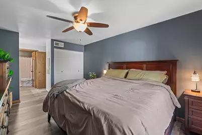 8117 W Manitoba St #16, West Allis, WI 53219 - Photo 10