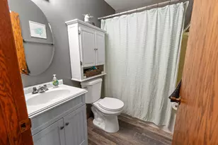 8117 W Manitoba St, West Allis, WI 53219 - Photo 16