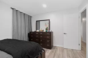 319 Jasper Ln, Waukesha, WI 53188 - Photo 6