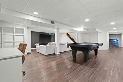 5325 W Allerton Ave, Greenfield, WI 53220 - Photo 16