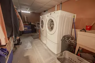 1424 Hickory Way, Racine, WI 53405 - Photo 44