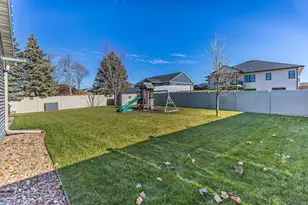 905 Pioneer Dr, Holmen, WI 54636 - Photo 66