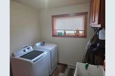 576  Trail Ridge Ln, Plymouth, WI 53073 - Photo 16