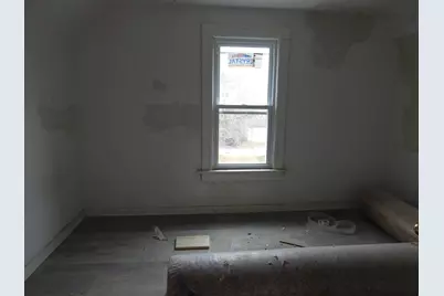 1312 S 61st St, West Allis, WI 53214 - Photo 18