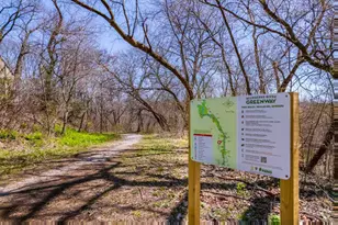 1311 E Randolph Ct, Milwaukee, WI 53212 - Photo 22