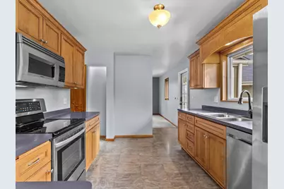 W6331  Westwind Rd, Plymouth, WI 53073 - Photo 4