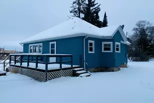 210 S Oak St, Crivitz, WI 54114 - Photo 4