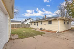 1702 N 26th St, Sheboygan, WI 53081 - Photo 28