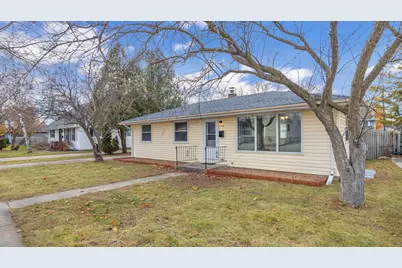 1702 N 26th St, Sheboygan, WI 53081 - Photo 1