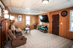 2404 Jackson St, Two Rivers, WI 54241 - Photo 4