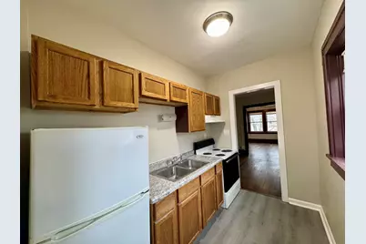 1515  Taylor Ave #4, Racine, WI 53403 - Photo 4