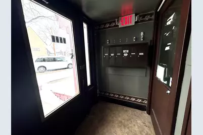 1515  Taylor Ave #4, Racine, WI 53403 - Photo 2