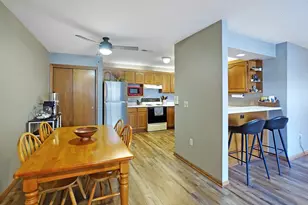 17354 W Lincoln Ave, New Berlin, WI 53146 - Photo 6