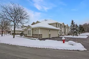 17354 W Lincoln Ave, New Berlin, WI 53146 - Photo 20