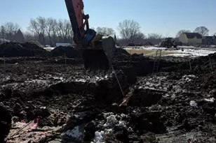 W226N2020 Cedar Ln Ln, Pewaukee, WI 53072 - Photo 26