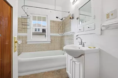 514 E Main St, Racine, WI 53185 - Photo 14