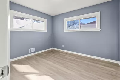 10500 W Rae Ave, Milwaukee, WI 53225 - Photo 6