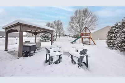 W205N17365  Spring Ridge Dr, Jackson, WI 53037 - Photo 32