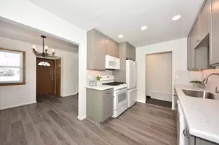 4314 N 68th St, Milwaukee, WI 53216 - Photo 10