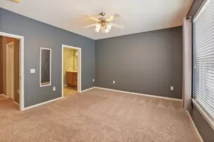 N17W26541 Meadowgrass Circle, Pewaukee, WI 53072 - Photo 14