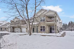 N17W26541 Meadowgrass Circle, Pewaukee, WI 53072 - Photo 20