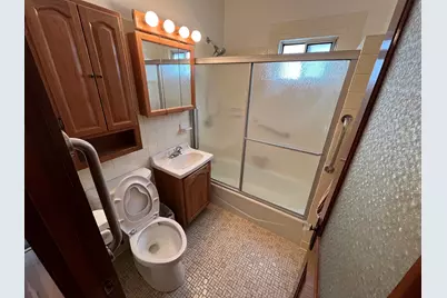 3711 W Orchard St, Milwaukee, WI 53215 - Photo 10