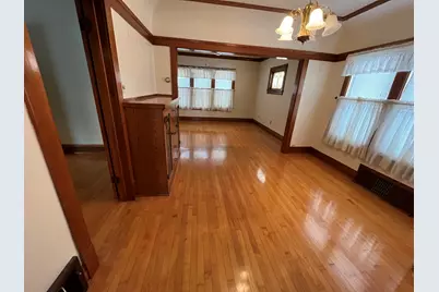 3711 W Orchard St, Milwaukee, WI 53215 - Photo 6