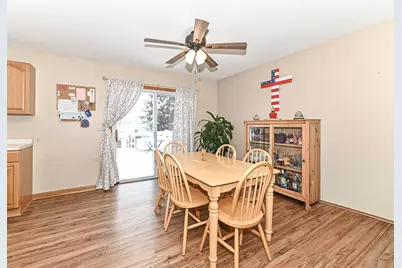 107  Prairie Dr, Walworth, WI 53184 - Photo 8