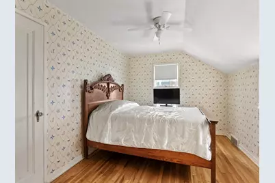 1025 N 15th St, Manitowoc, WI 54220 - Photo 18