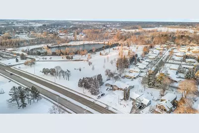 3155  Calumet Dr, Sheboygan, WI 53083 - Photo 66