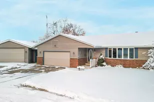 3155 Calumet Dr, Sheboygan, WI 53083 - Photo 72