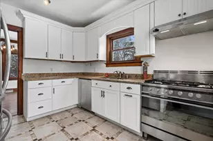 W140N10259 Fond du Lac Ave, Germantown, WI 53022 - Photo 18