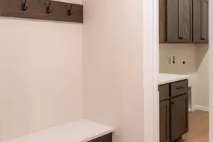 621 Johnson Pl, Onalaska, WI 54650 - Photo 4