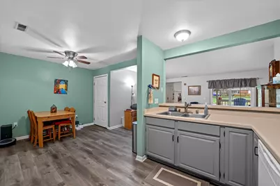 4835  Easy St #9, Delafield, WI 53029 - Photo 8