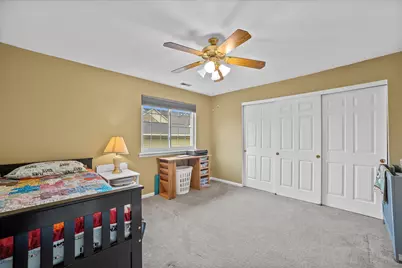 4835  Easy St #9, Delafield, WI 53029 - Photo 16