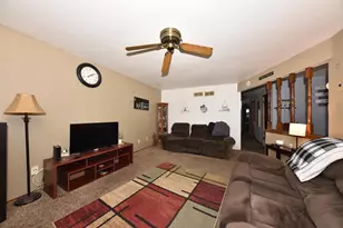 11811 W Flagg Ave, Milwaukee, WI 53225 - Photo 6