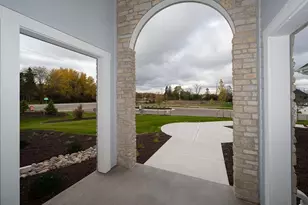 12810 Bluejay Ln, Mequon, WI 53097 - Photo 4