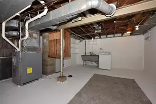 1971 S 32nd St, Milwaukee, WI 53215 - Photo 22