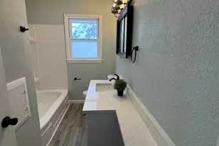 9331 W Elmore Ave, Milwaukee, WI 53222 - Photo 8