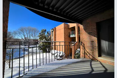 1906 E Shorewood Blvd #263, Shorewood, WI 53211 - Photo 14