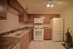 1906 E Shorewood Blvd, Shorewood, WI 53211 - Photo 2