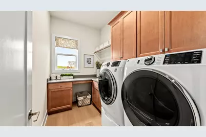 W208N5633  Turnberry Ln, Menomonee Falls, WI 53051 - Photo 18